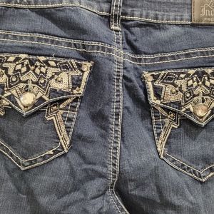 Love Indigo Premium Women's jean Capris 14